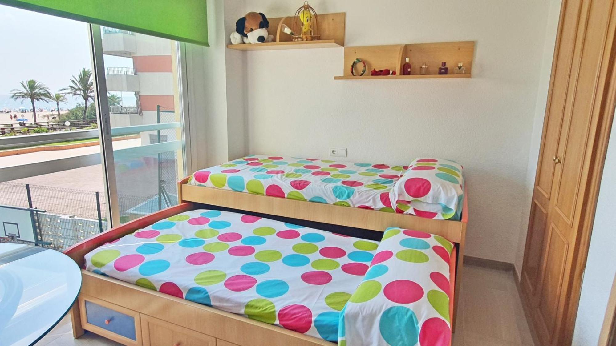 Aigua Blava Primera Linea - Alquiler Solo Familias Playa de Gandia Exteriör bild