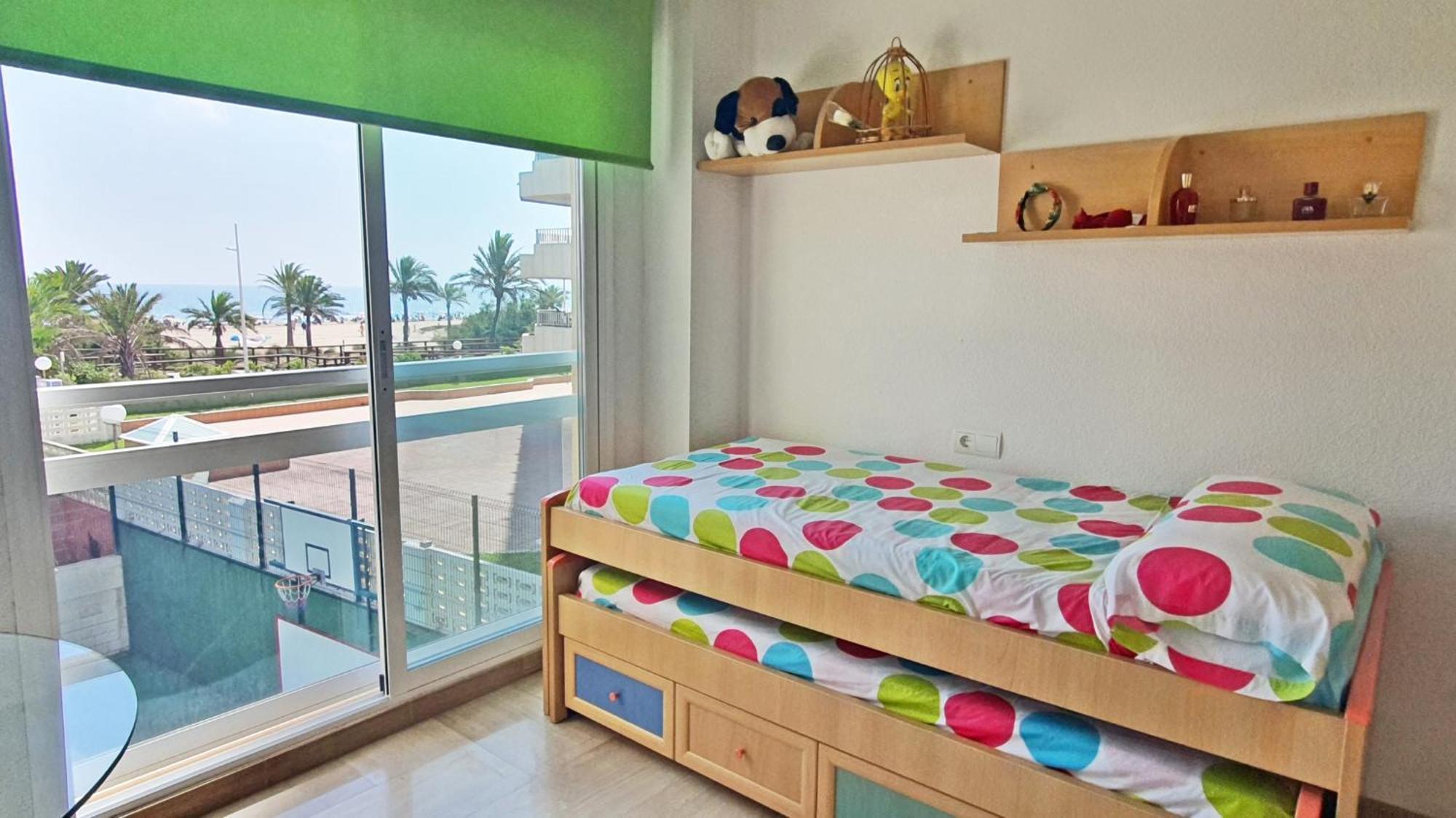 Aigua Blava Primera Linea - Alquiler Solo Familias Playa de Gandia Exteriör bild